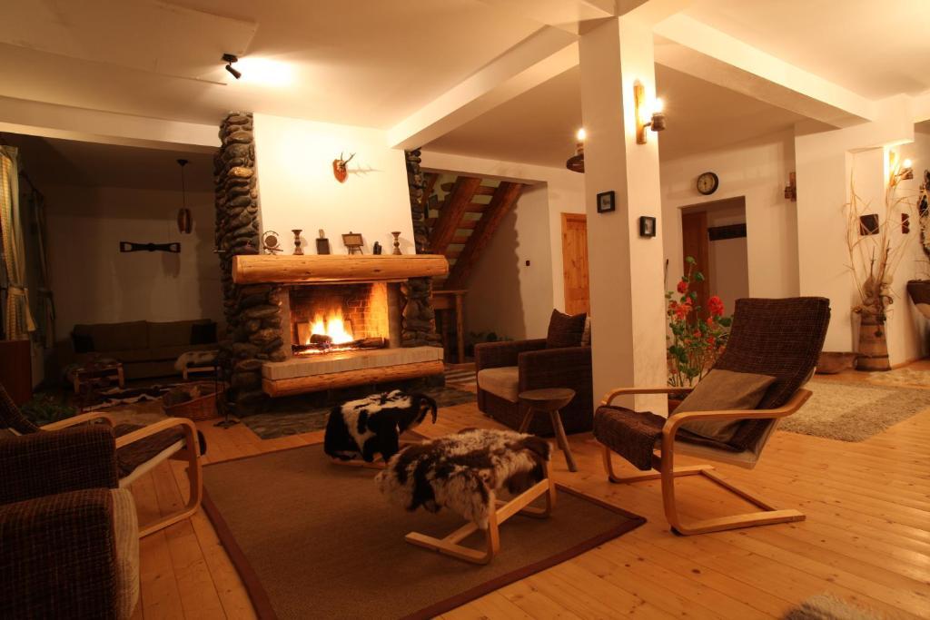 Casa Mosului - Transfagarasan Bed & Breakfast Cîrţişoara المظهر الخارجي الصورة